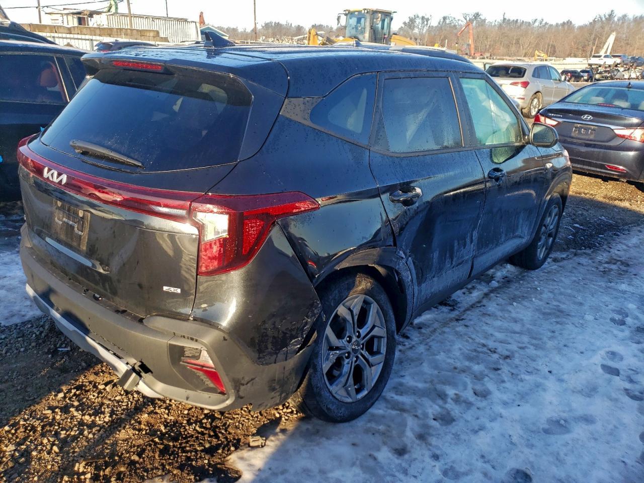 2025 Kia Seltos Lx - Фото 3