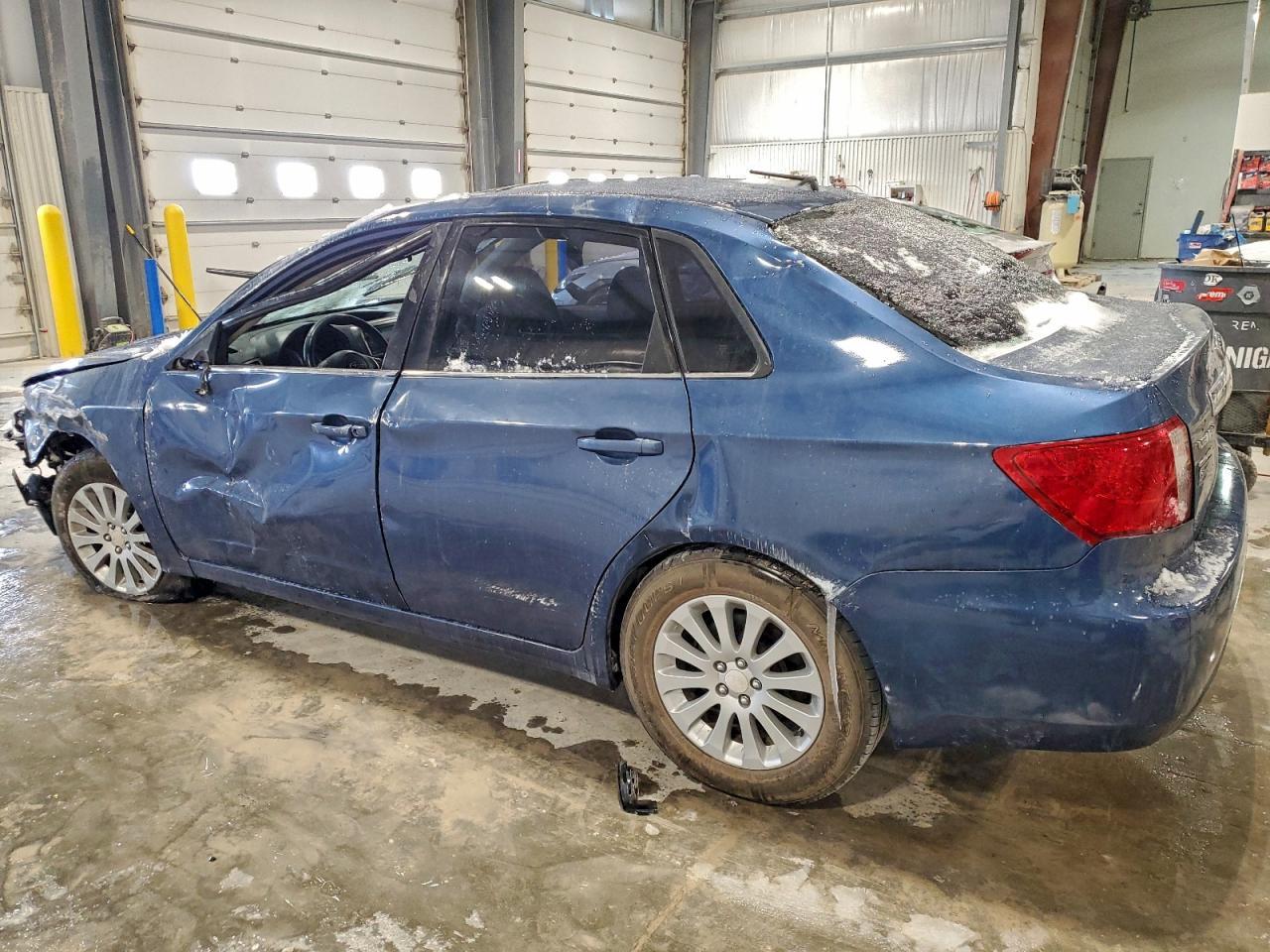 2011 Subaru Impreza 2.5I Premium - Фото 2