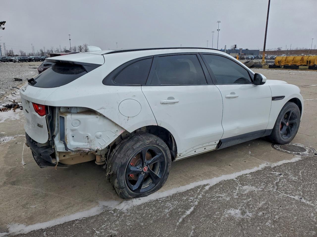 2019 Jaguar F-Pace Prestige - Image 3
