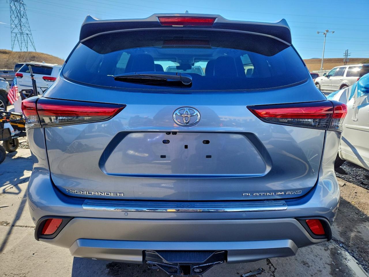 2022 Toyota Highlander Platinum - Фото 6