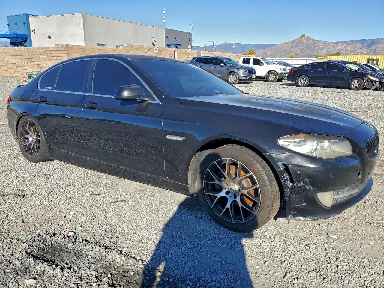 2011 BMW 528 I - Фото 4