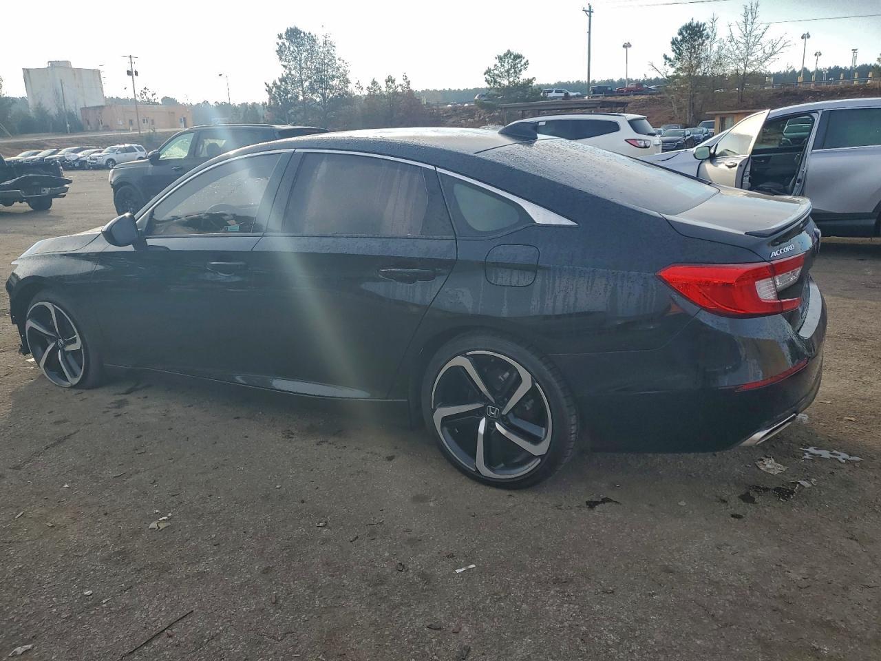2020 Honda Accord Sport - Фото 2