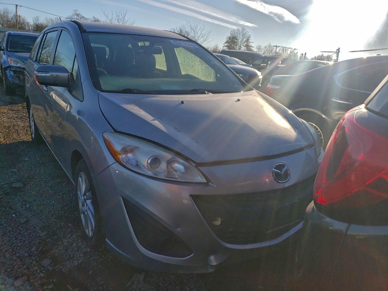 2013 Mazda 5 - Image 5