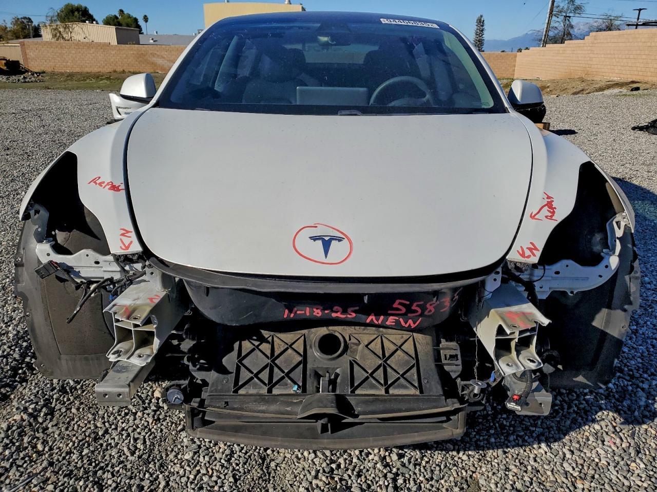 2021 Tesla Model 3 - Image 5