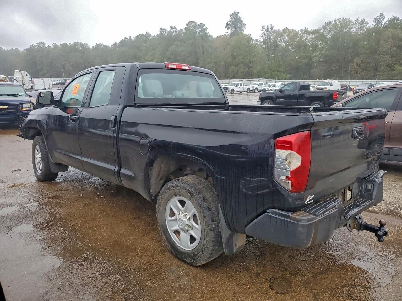 2017 Toyota Tundra Double Cab Sr - Image 2