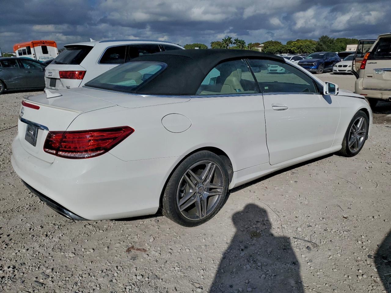 2017 Mercedes-Benz E 400 - Фото 3