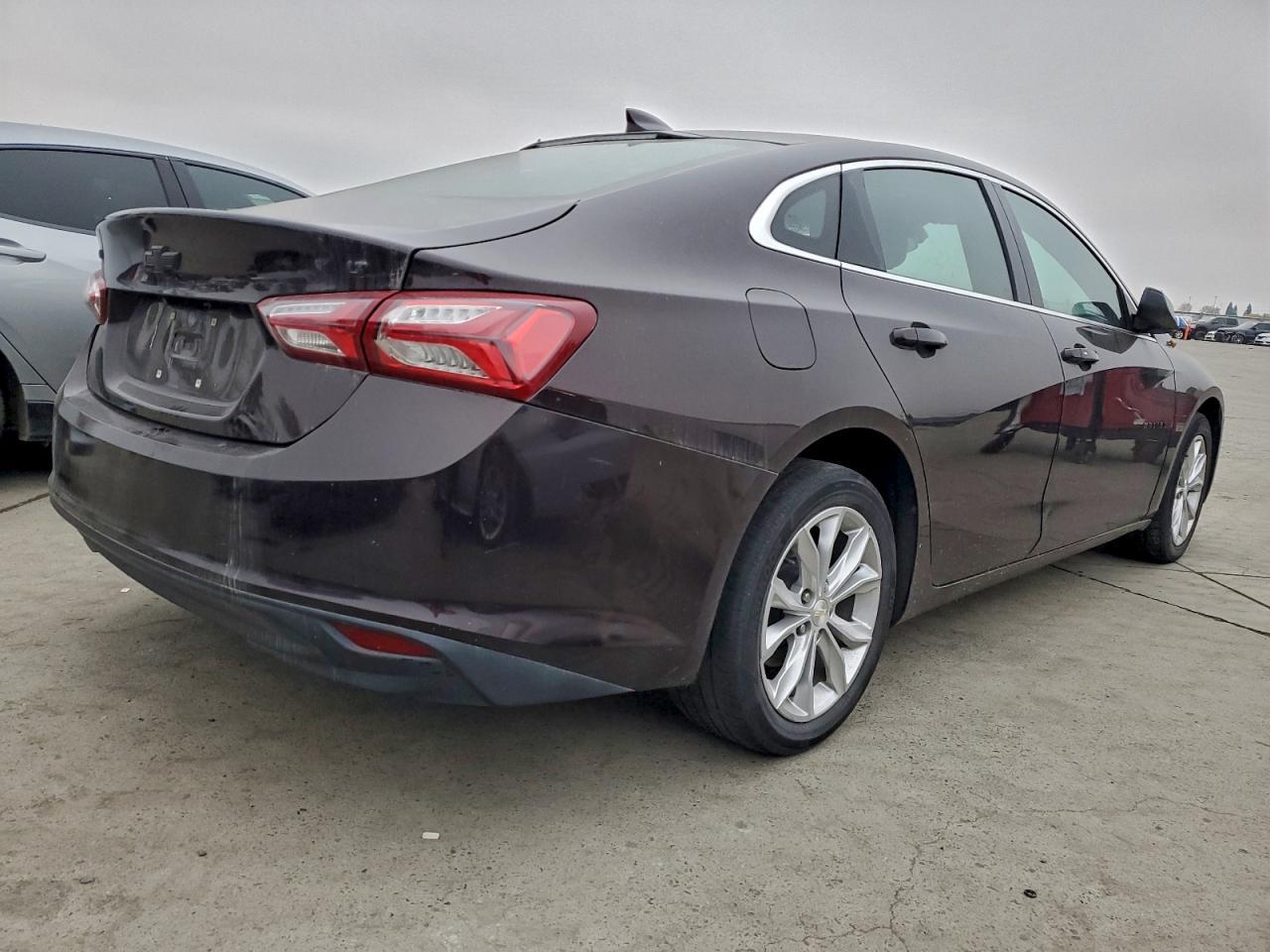 2020 Chevrolet Malibu Lt - Image 3