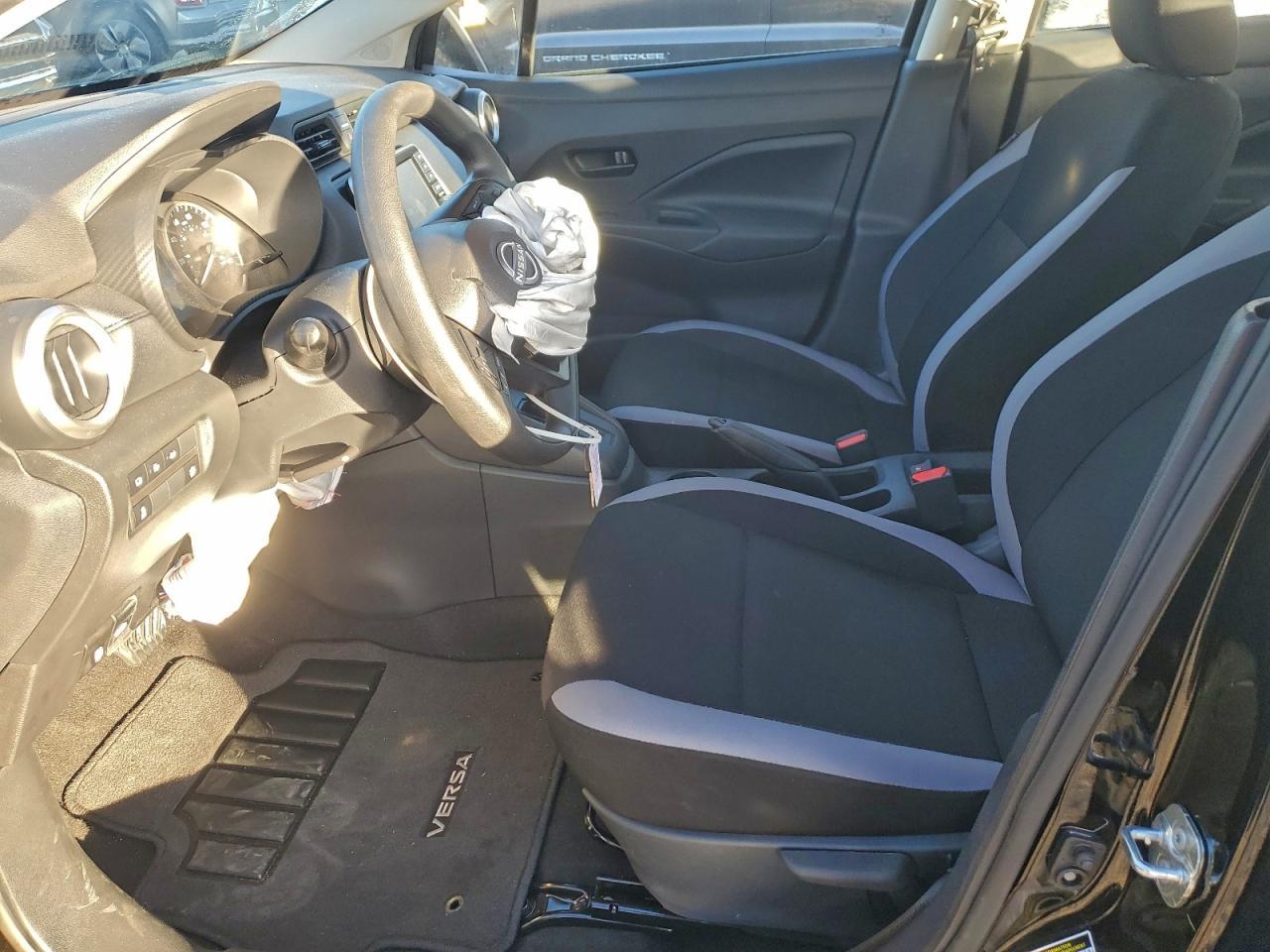2025 Nissan Versa S - Фото 7