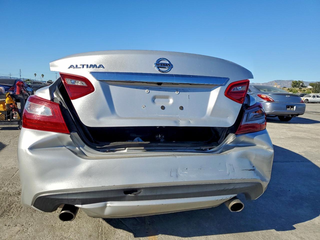 2018 Nissan Altima 2.5 - Фото 6