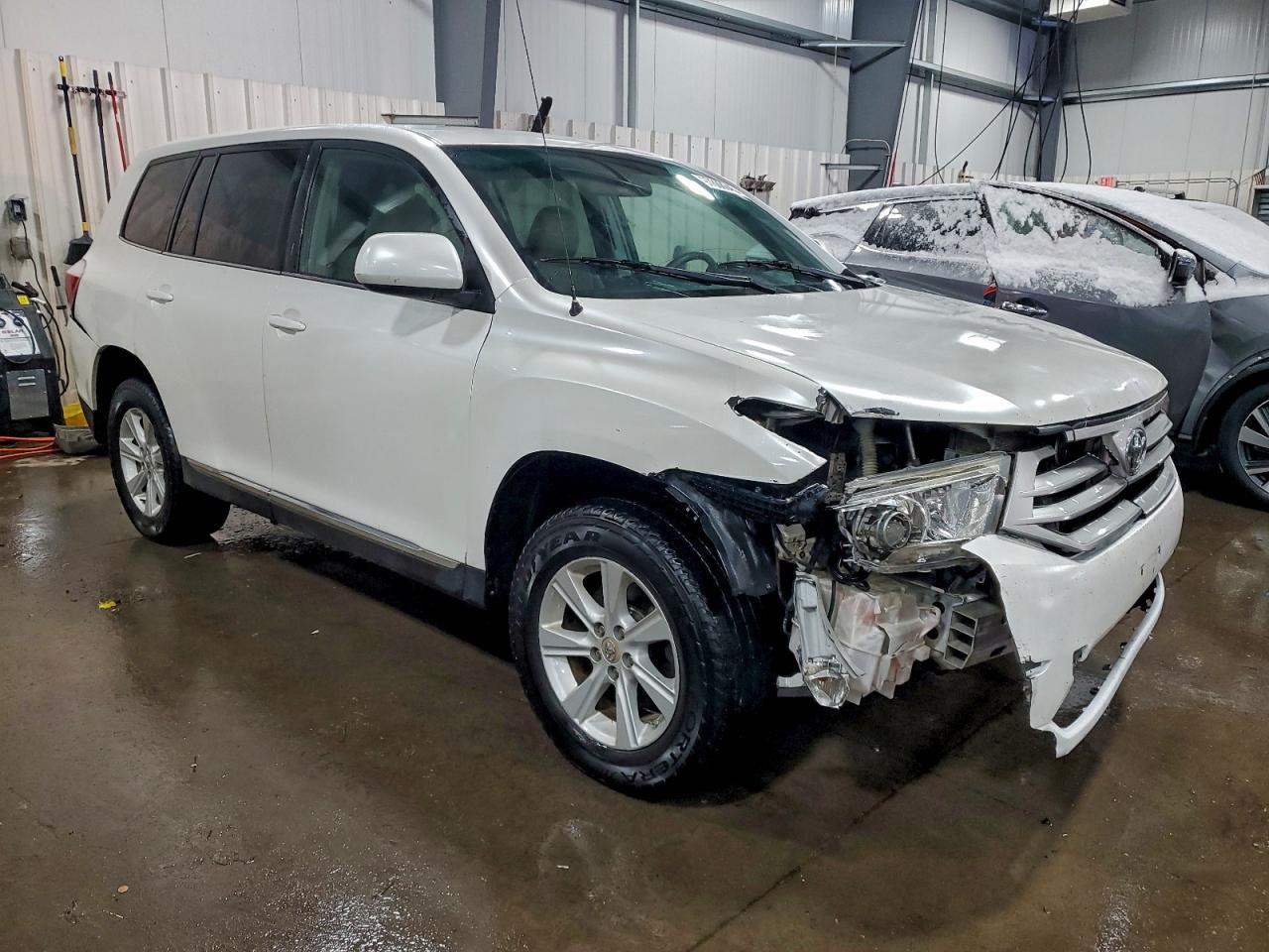 2012 Toyota Highlander Base - Image 4