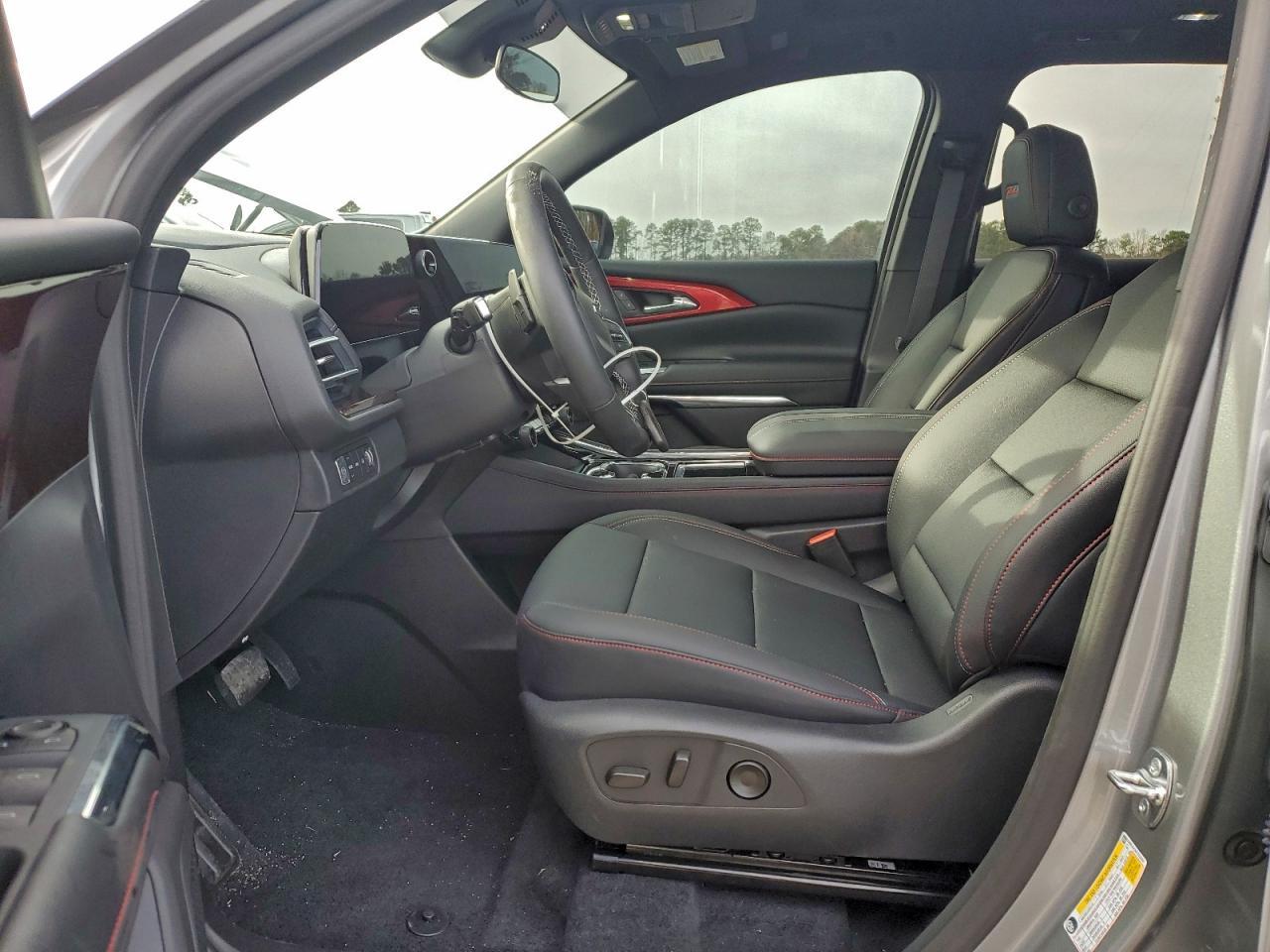 2026 Chevrolet Traverse Z71 - Фото 7