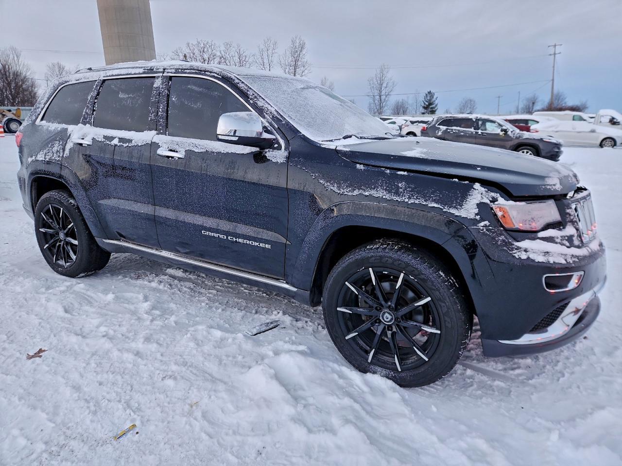 2014 Jeep Grand Cherokee Summit - Image 4