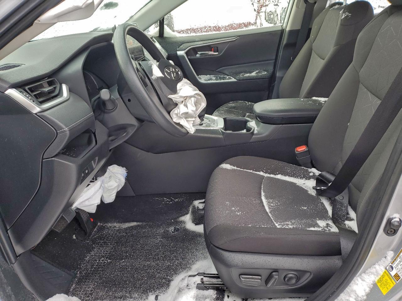 2025 Toyota Rav4 Xle - Image 7