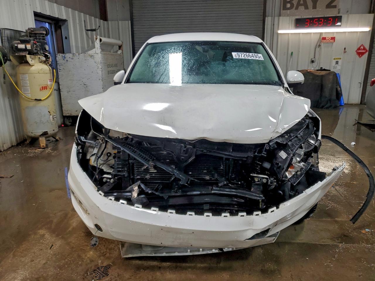 2013 Volkswagen Tiguan S - Фото 5