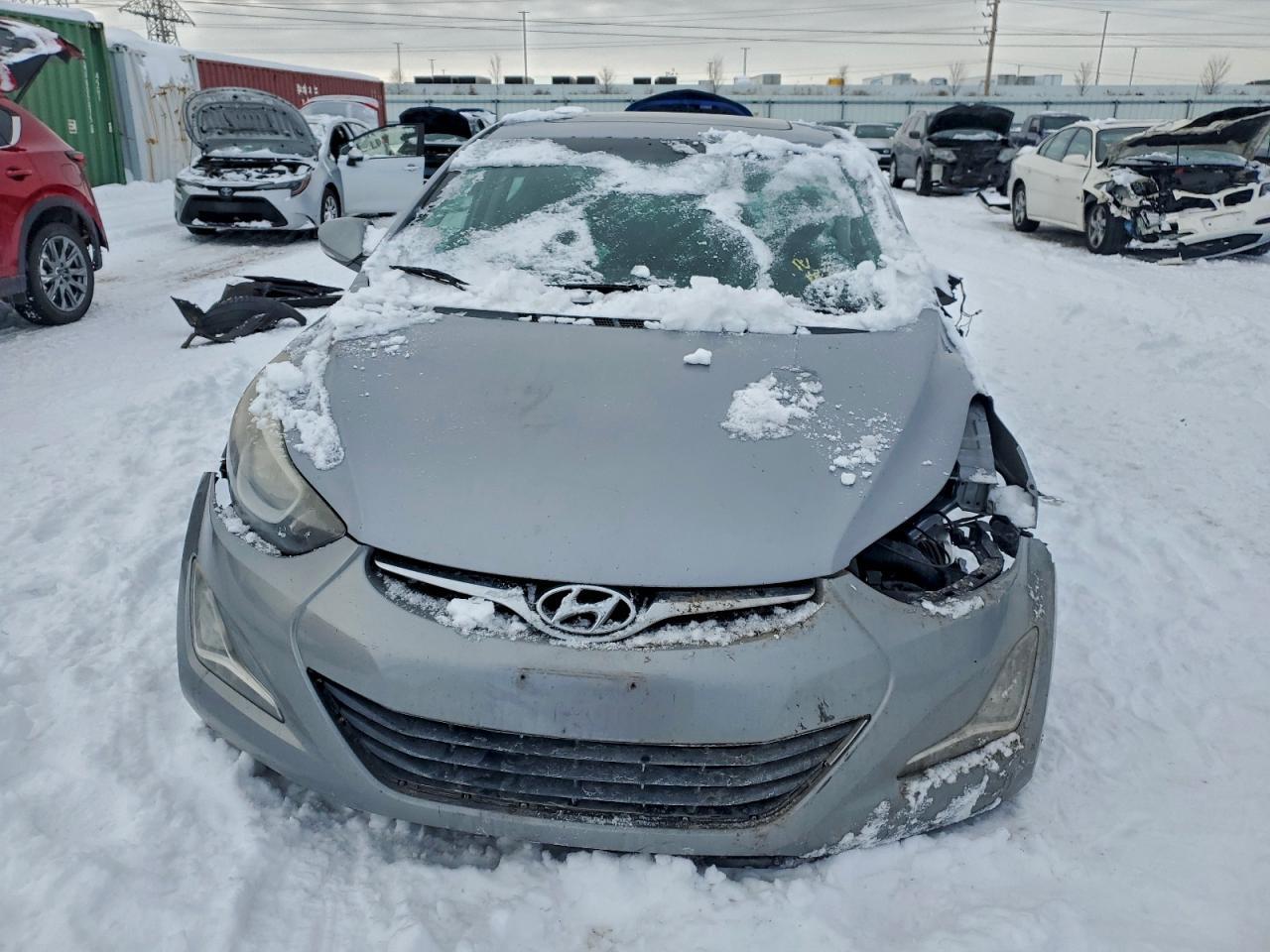 2016 Hyundai Elantra - Image 5