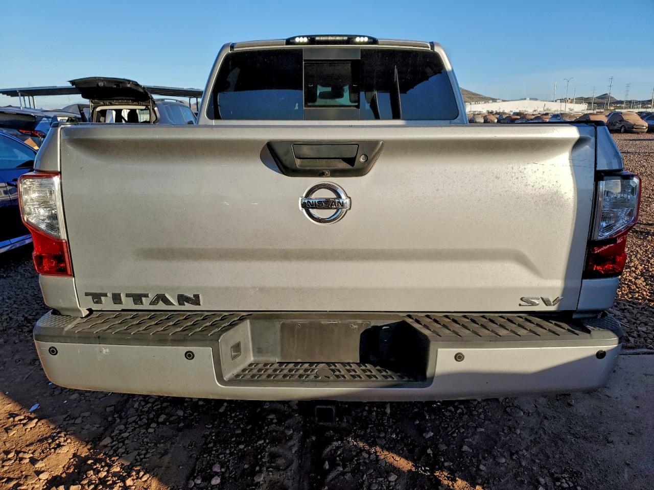 2018 Nissan Titan Sv - Фото 6