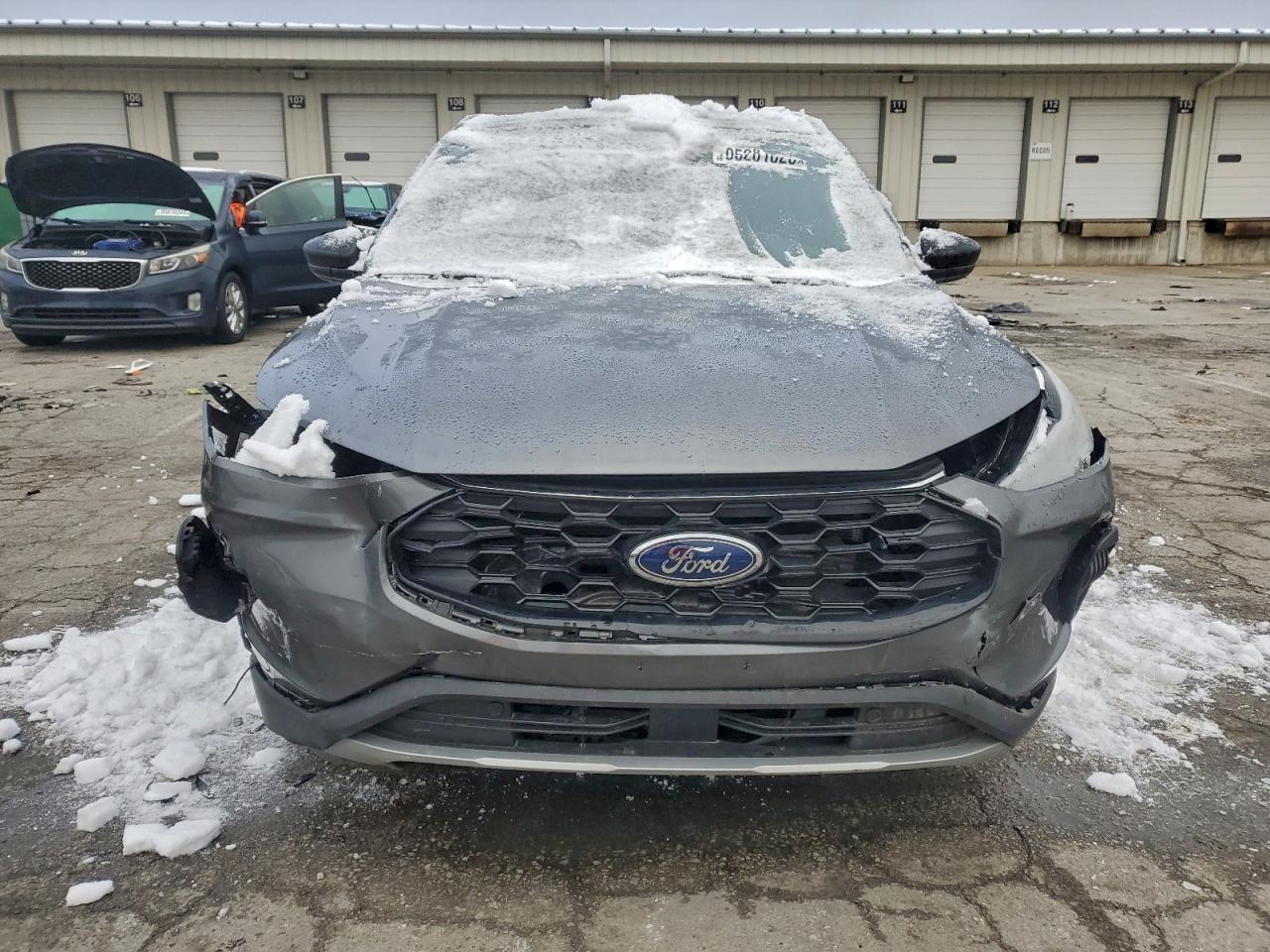 2025 Ford Escape St Line - Фото 5