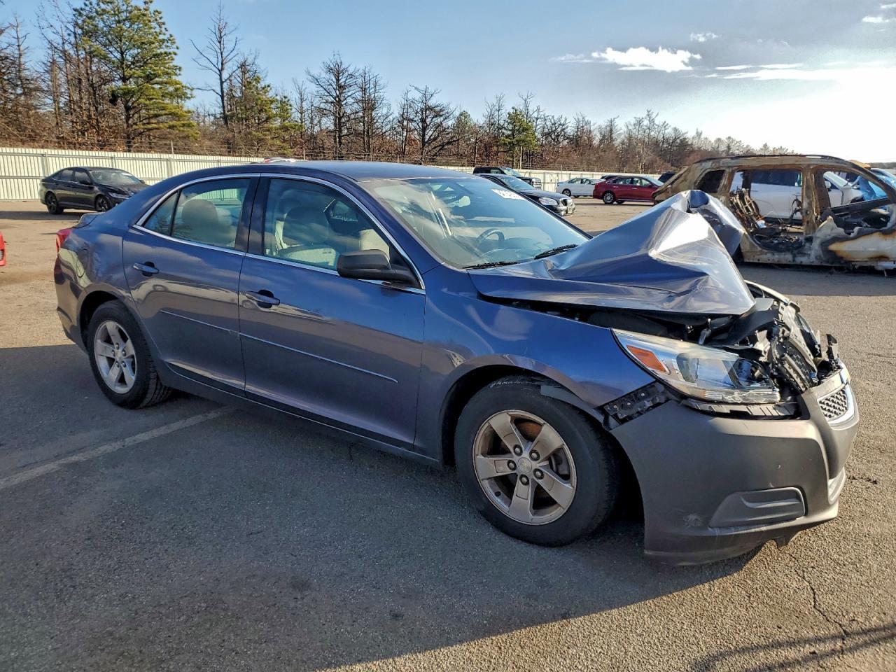 2013 Chevrolet Malibu Ls - Image 4