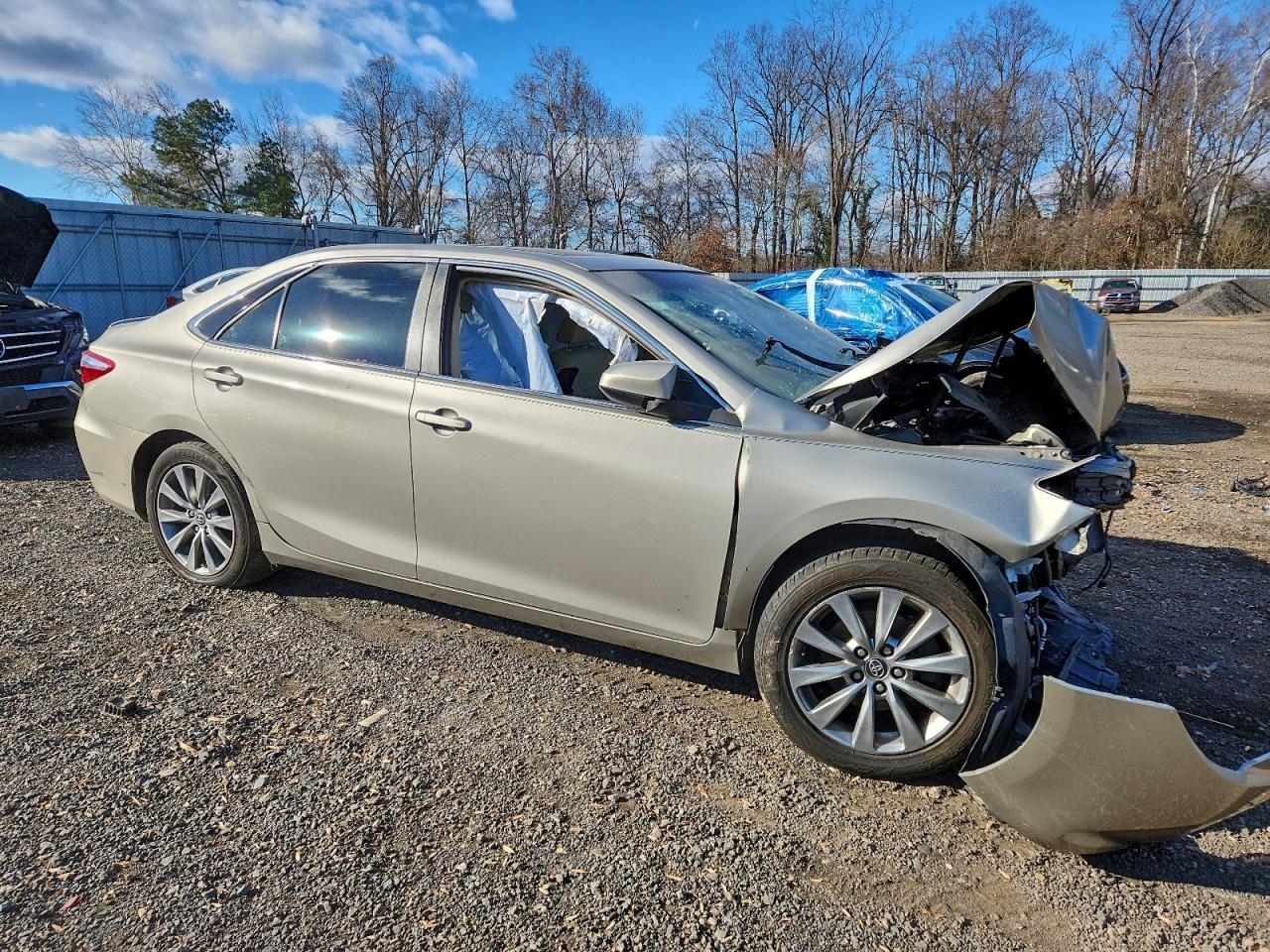 2016 Toyota Camry - Фото 4