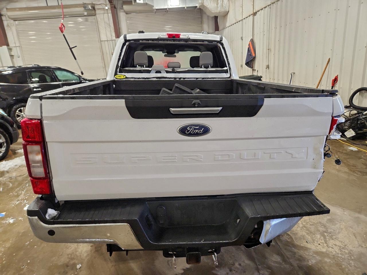 2021 Ford F250 Super Duty - Фото 6