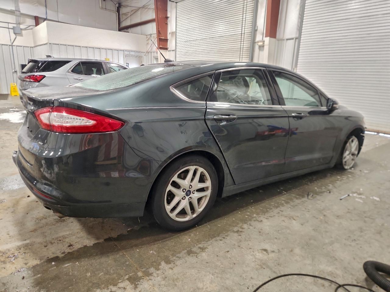 2015 Ford Fusion Se - Фото 3
