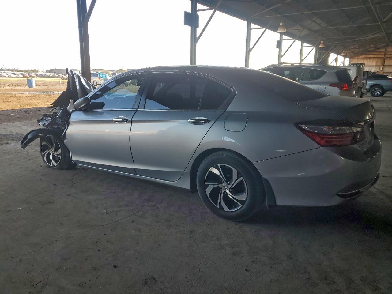 2016 Honda Accord Lx - Фото 2