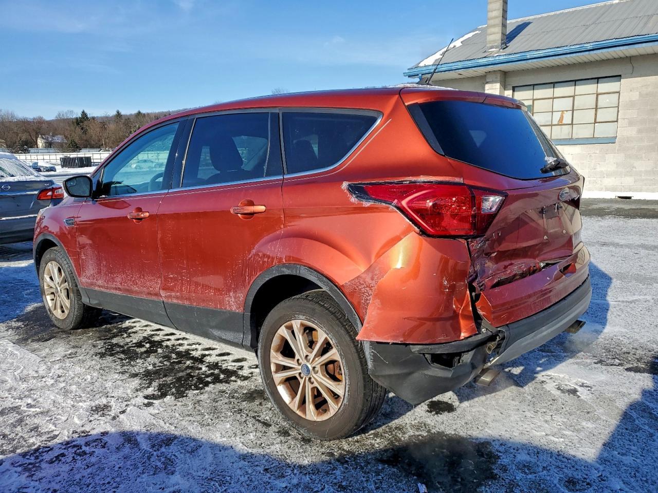 2019 Ford Escape Se - Image 2