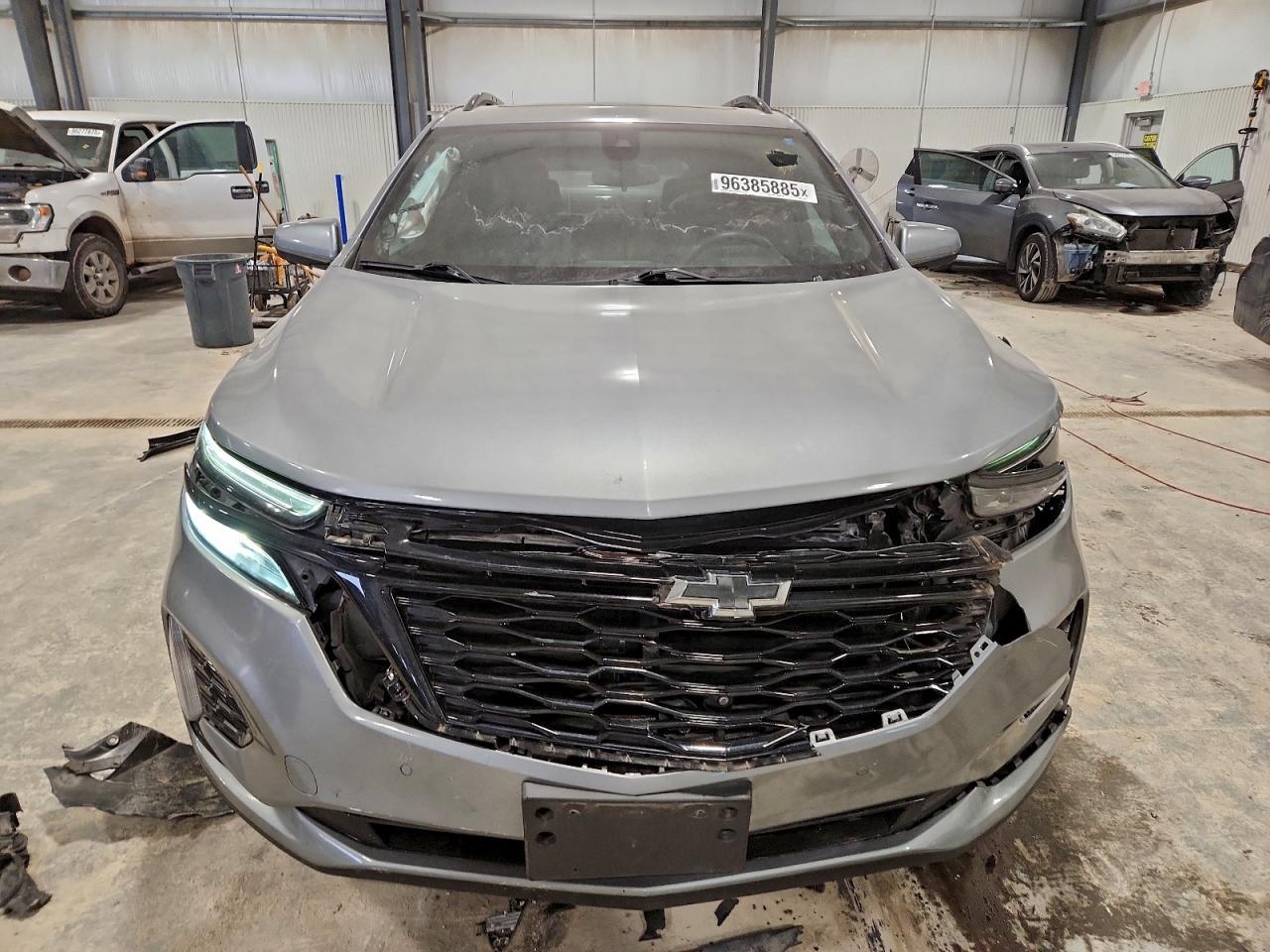 2024 Chev Equinox Rs - Image 5