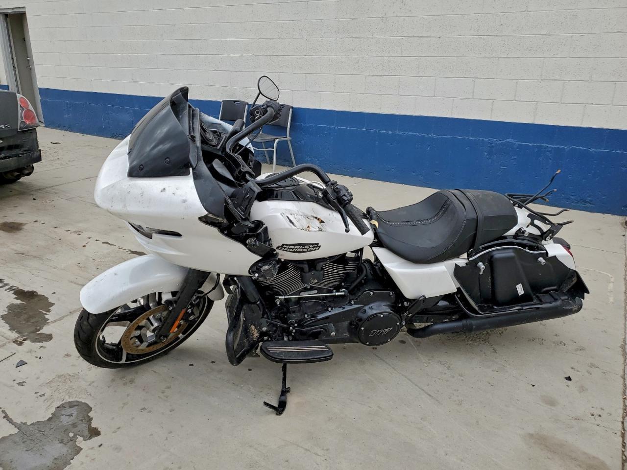 2025 Harley-Davidson Fltrx - Фото 3