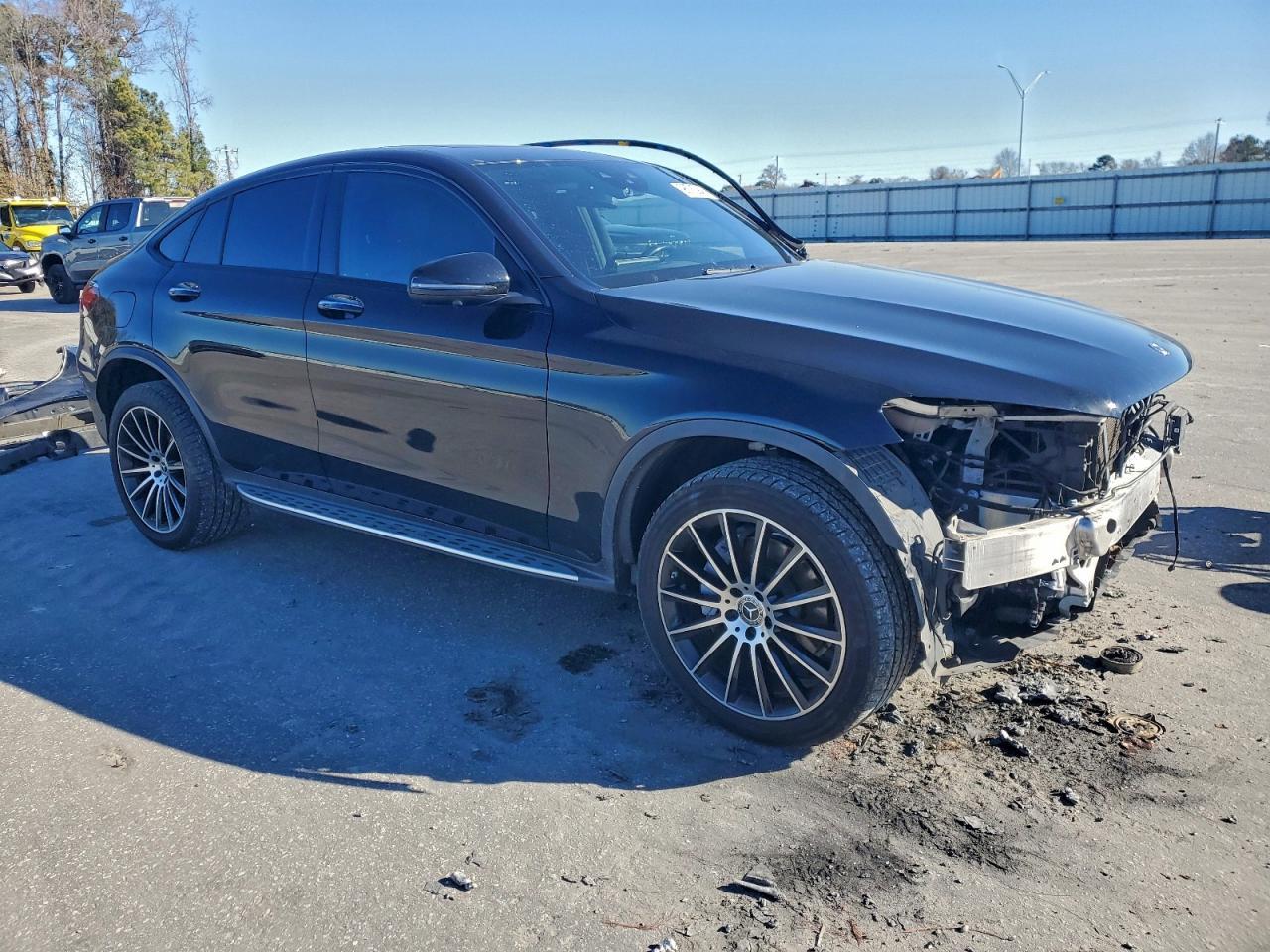 2021 Mercedes-Benz Glc Coupe 300 4Matic - Фото 4