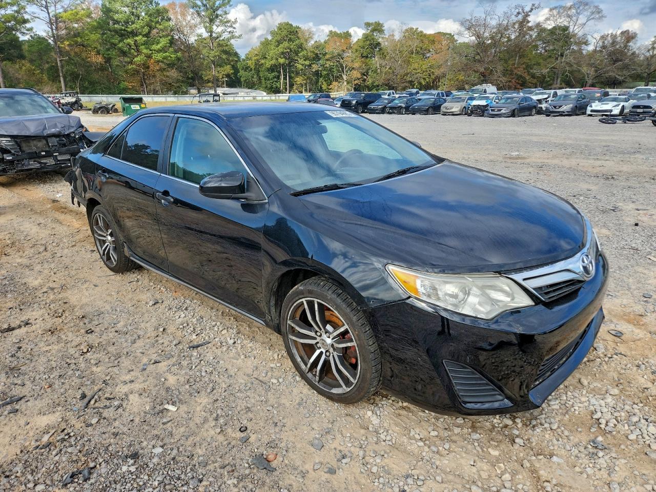 2012 Toyota Camry - Image 4
