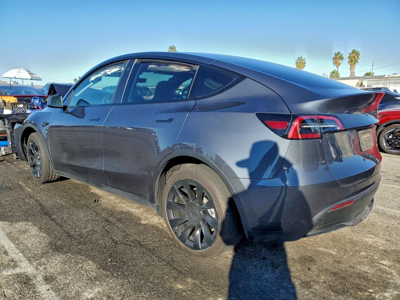 2023 Tesla Model Y - Image 2