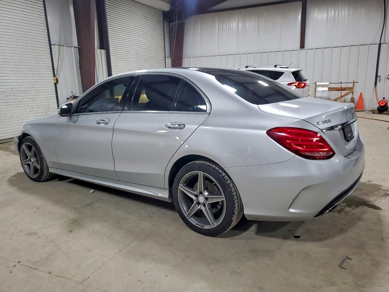 2015 Mercedes-Benz C 300 4Matic - Фото 2