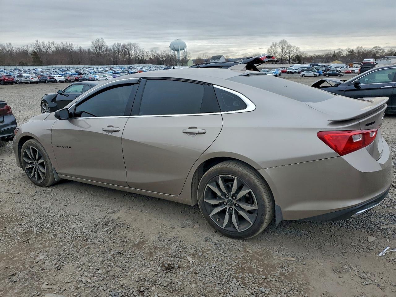 2022 Chevrolet Malibu Rs - Image 2