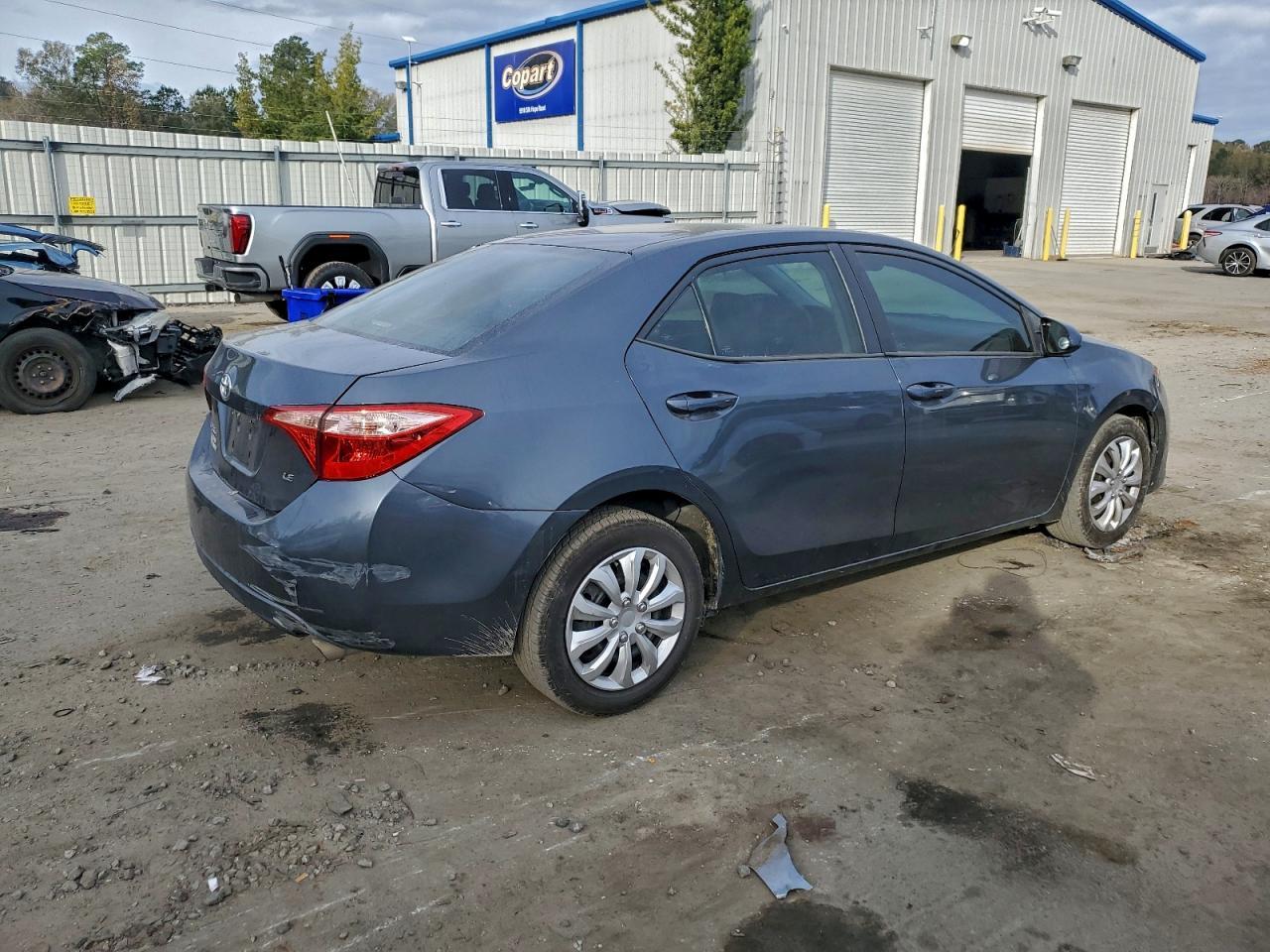 2018 Toyota Corolla L - Фото 3
