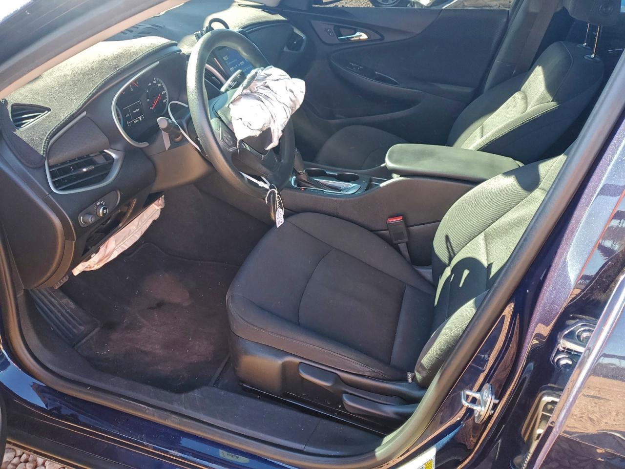 2016 Chevrolet Malibu Ls - Фото 7