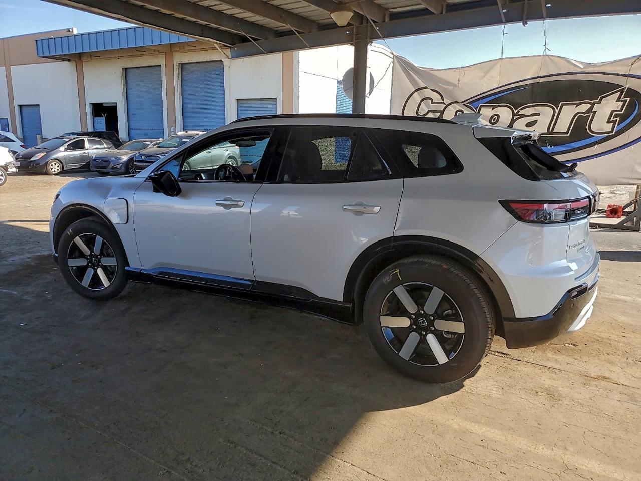 2025 Honda Prologue Tour - Фото 2
