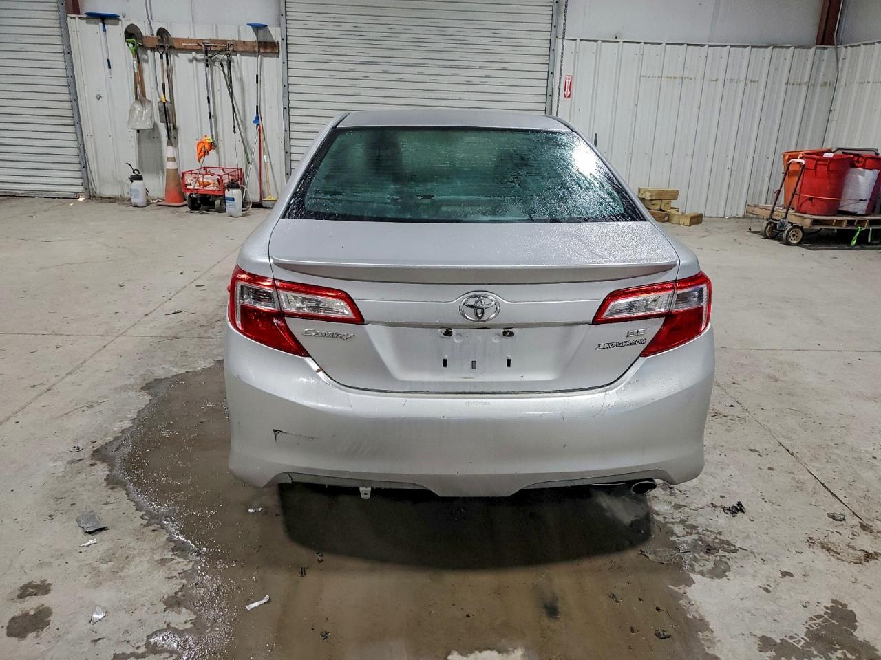 2012 Toyota Camry Se - Фото 6