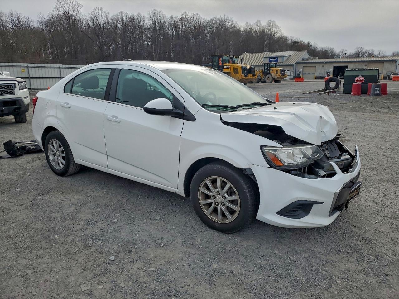 2017 Chevrolet Sonic Lt - Image 4