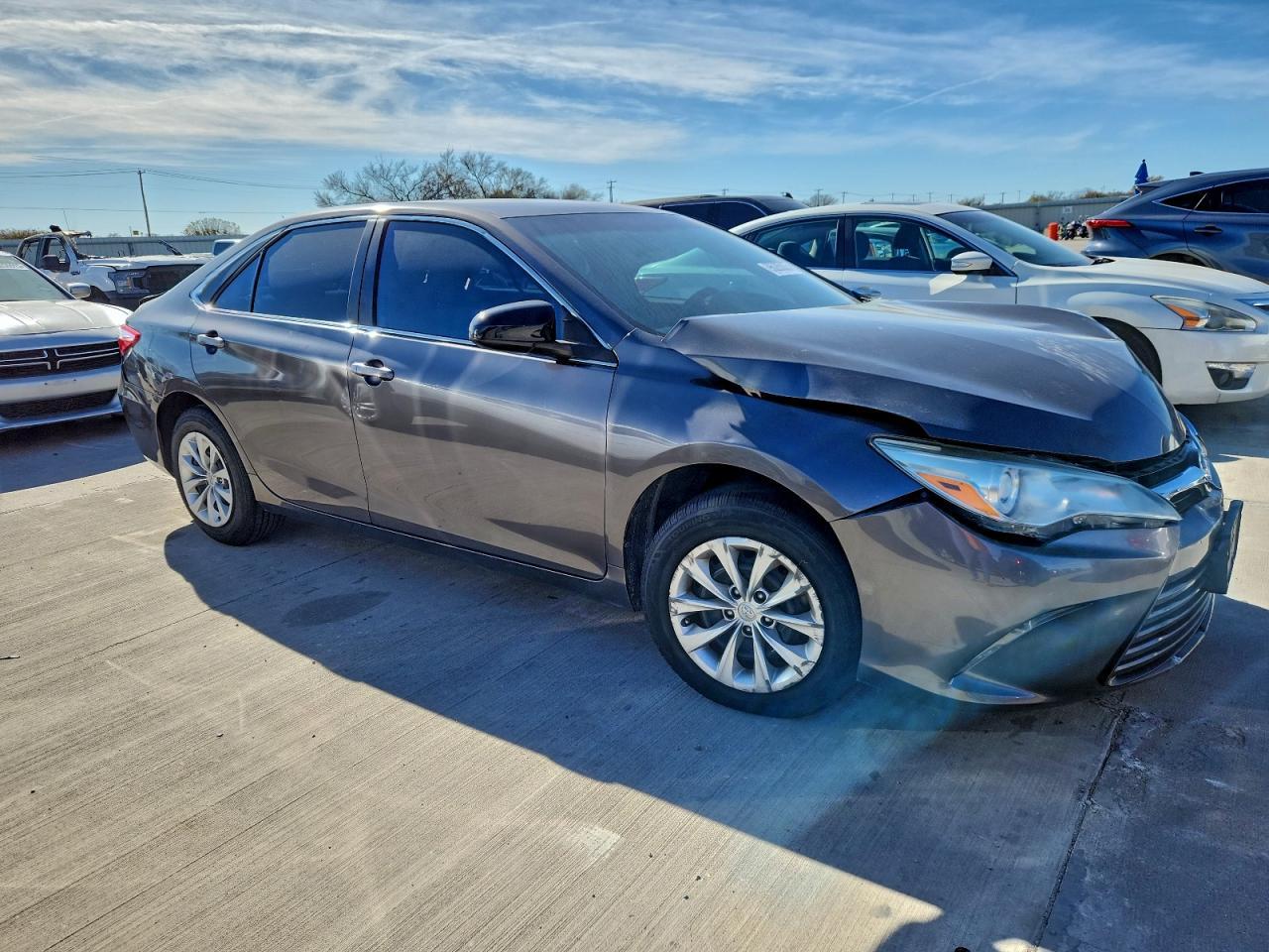 2016 Toyota Camry Le - Image 4
