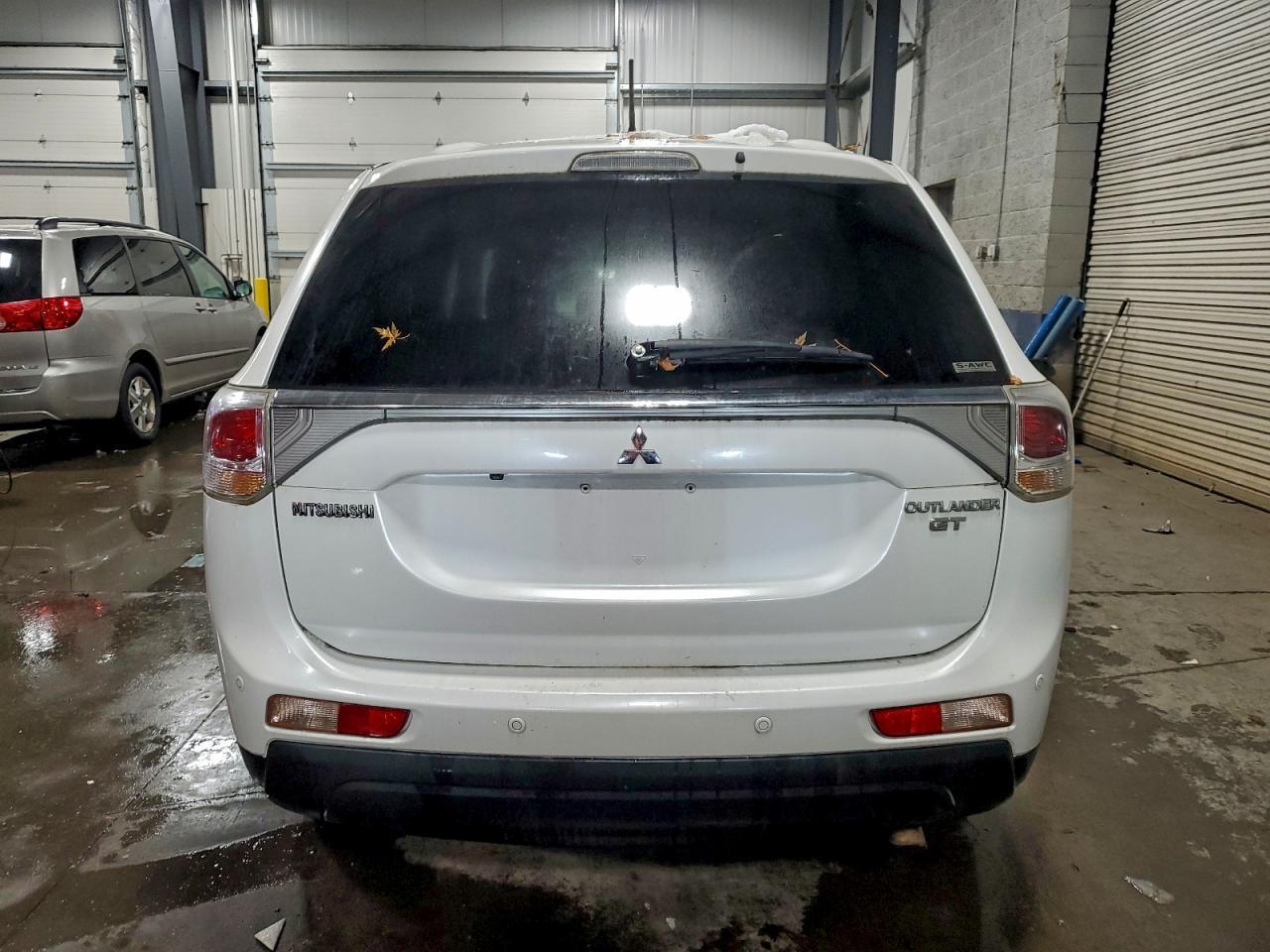 2014 Mitsubishi Outlander Gt - Фото 6