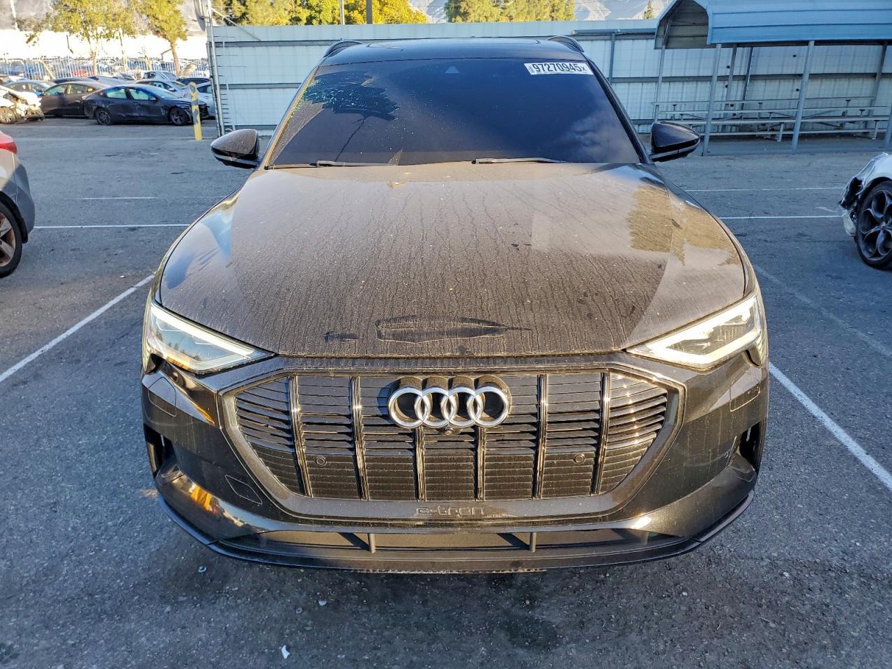 2021 Audi E-Tron Premium - Image 5