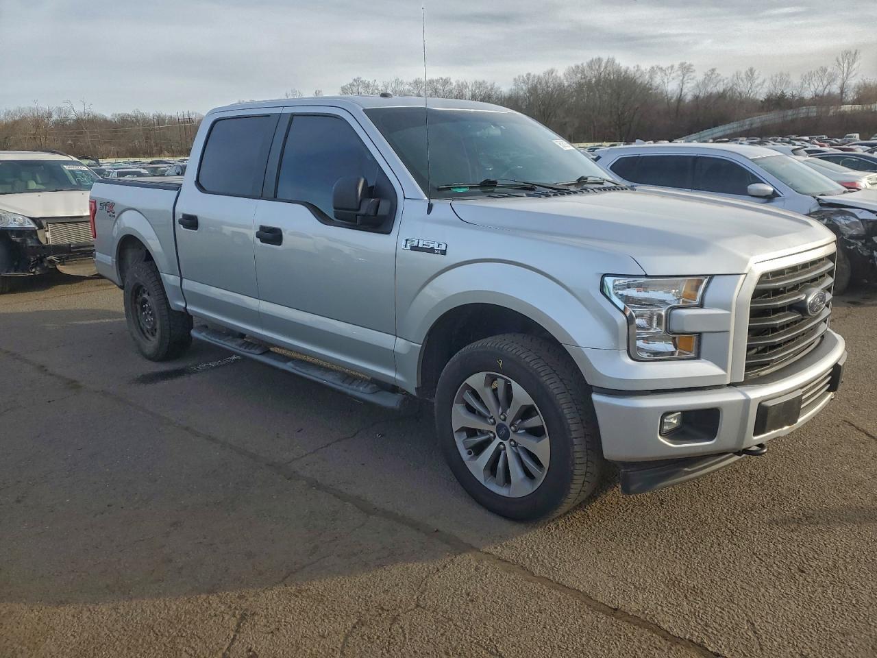 2017 Ford F150 Supercrew - Фото 4
