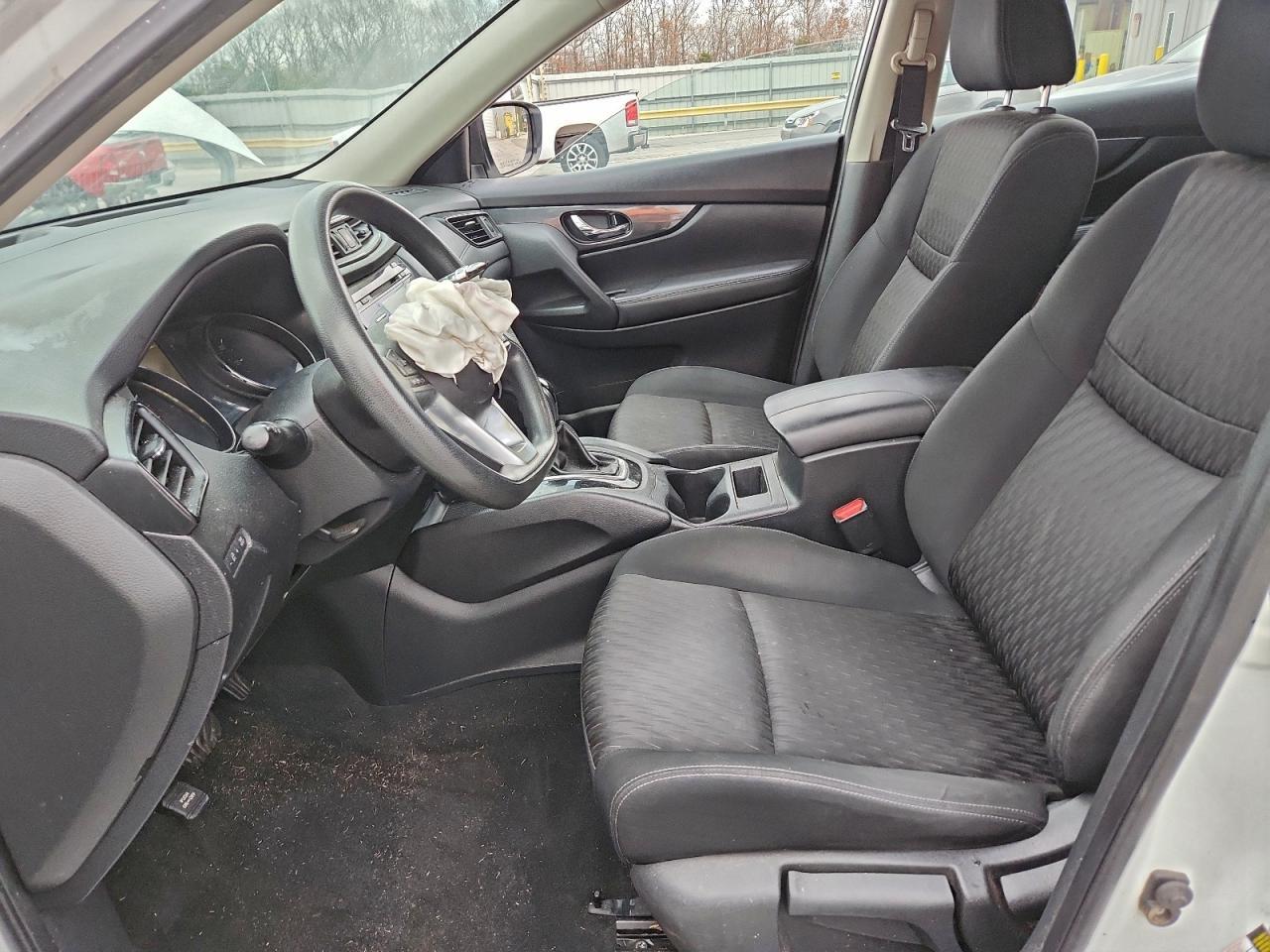 2017 Nissan Rogue S - Image 7