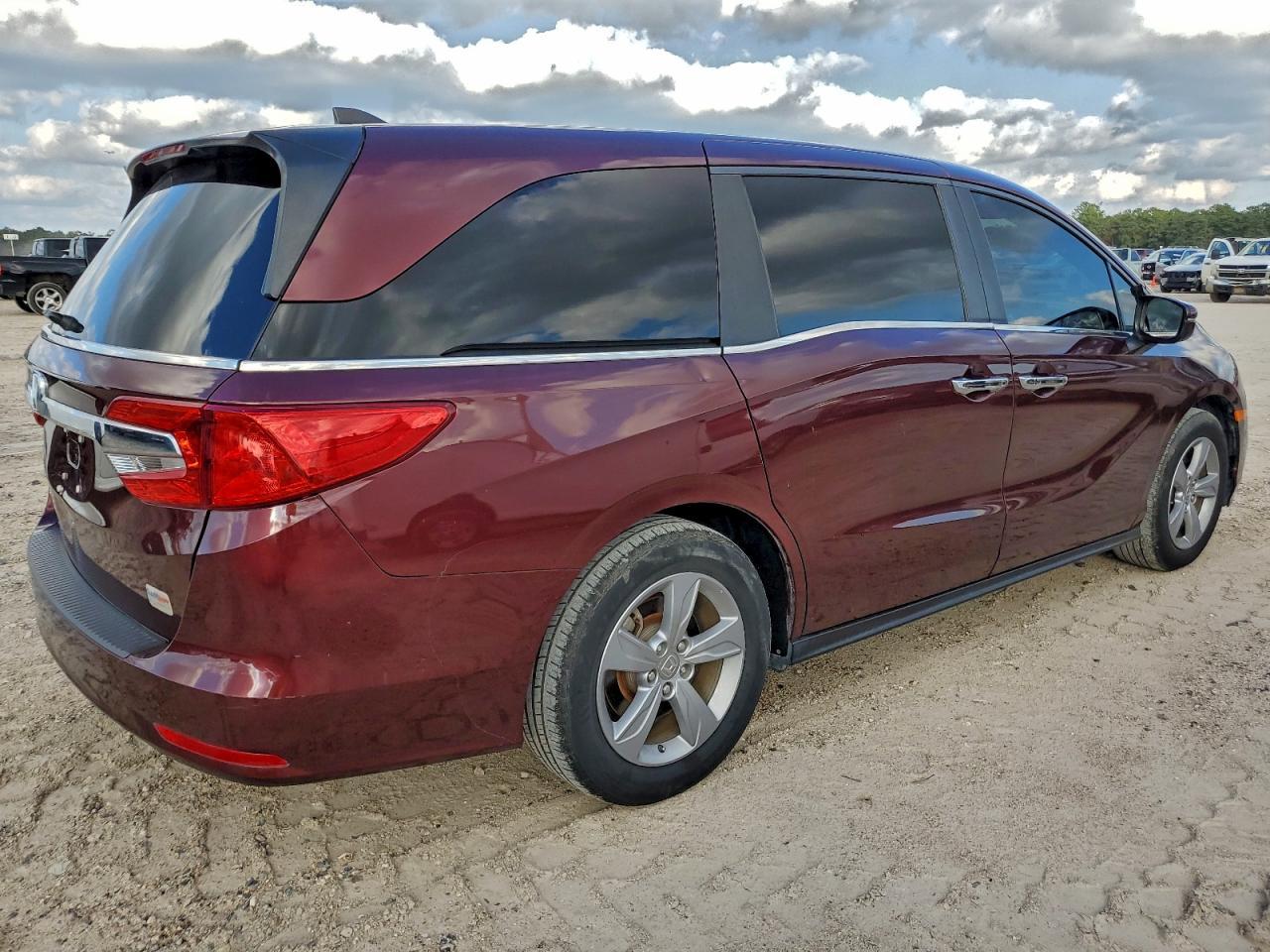 2019 Honda Odyssey Ex - Фото 3