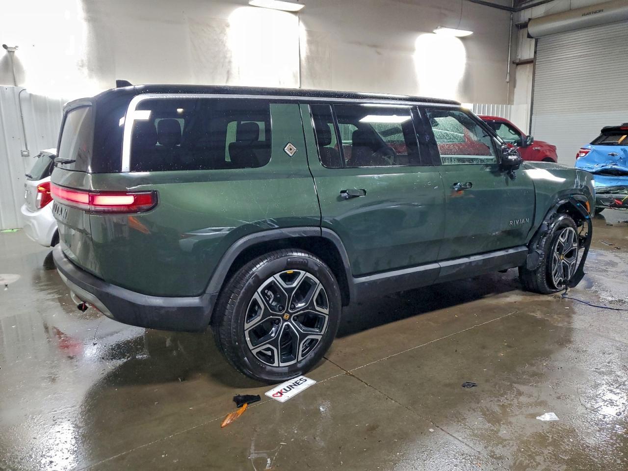 2026 Rivian R1S Adventure - Image 3