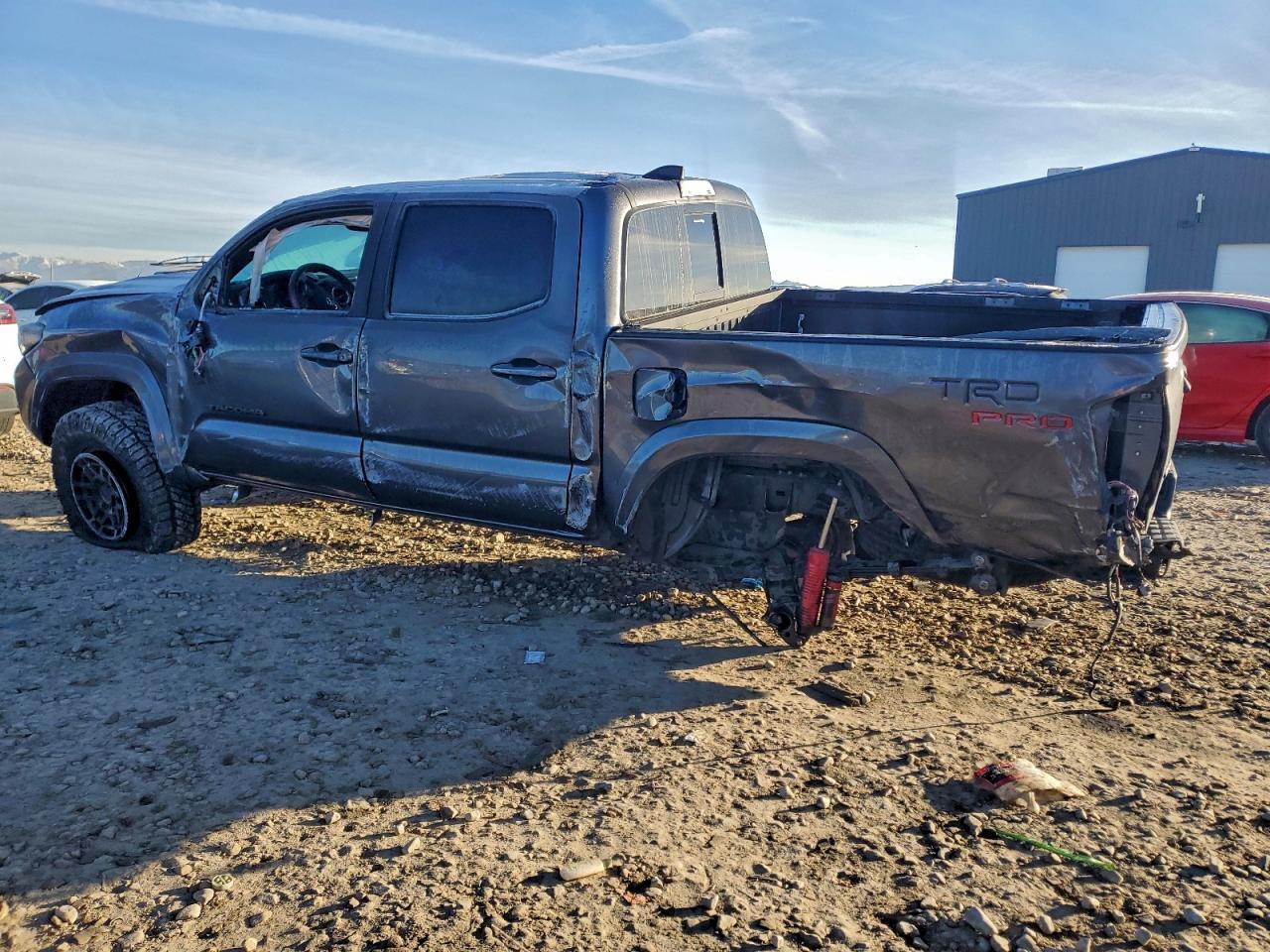 2022 Toyota Tacoma Double Cab - Фото 2