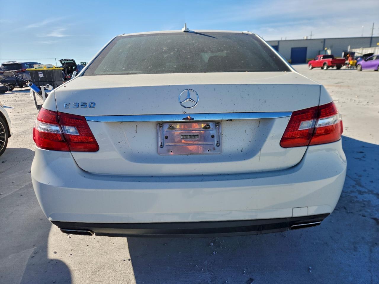 2010 Mercedes Benz E - Фото 6
