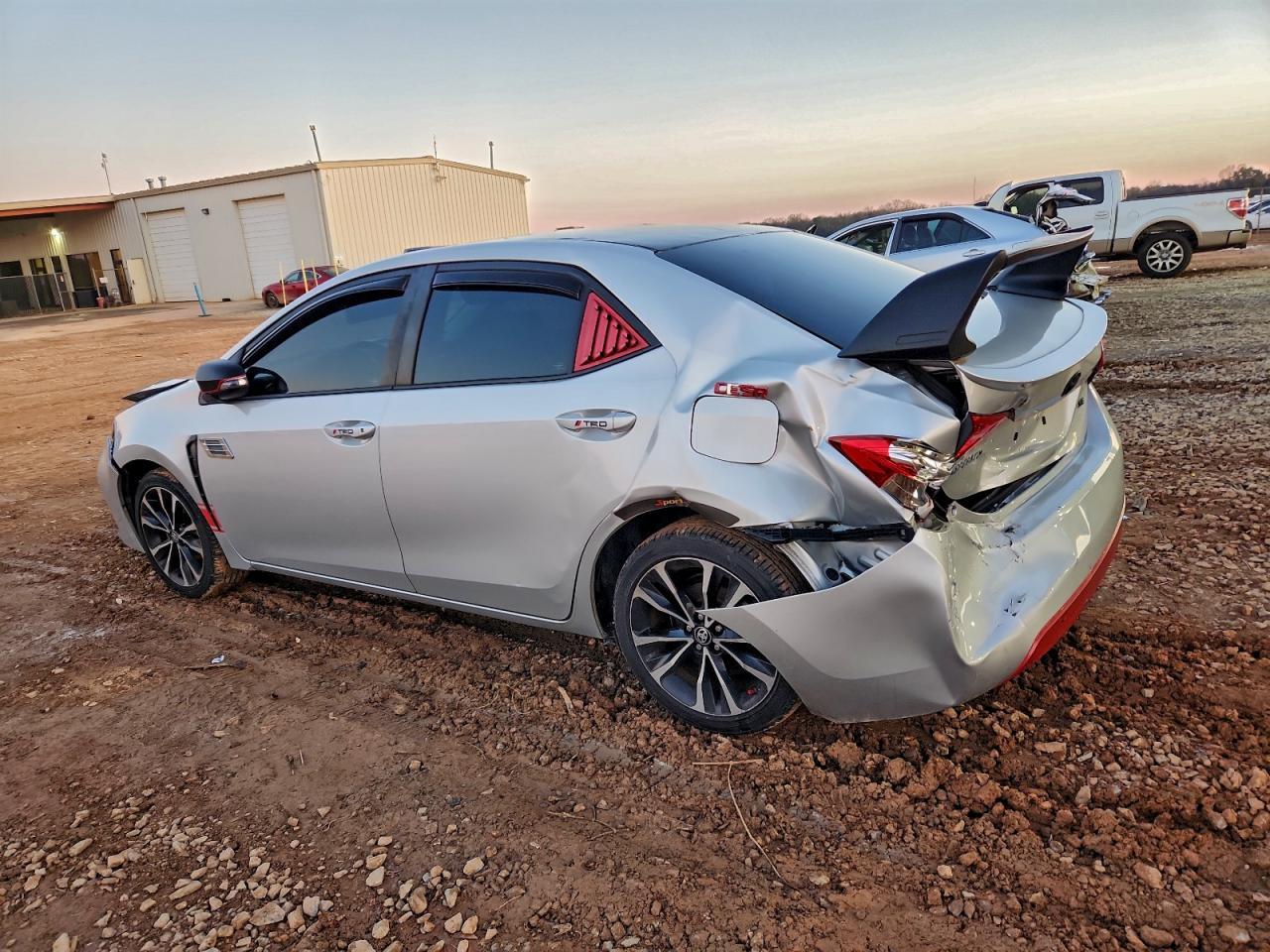 2018 Toyota Corolla - Image 2