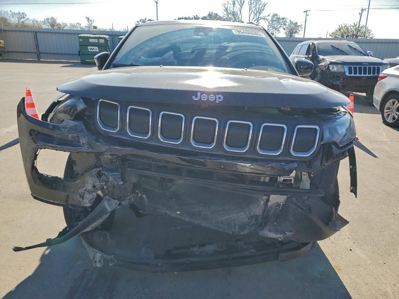 2022 Jeep Compass Latitude - Фото 5